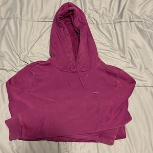Women Vintage Nike Essential Hoodie